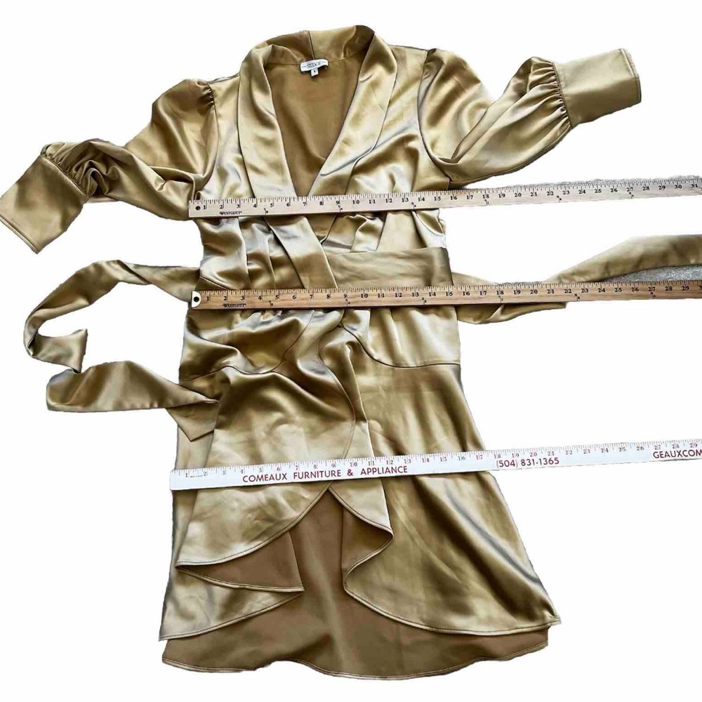 S’EDGE GOLD WRAP DRESS SIZE SMALL SOPHISTICATED MODERN CHIC EVENT PARTY - Picture 7 of 9